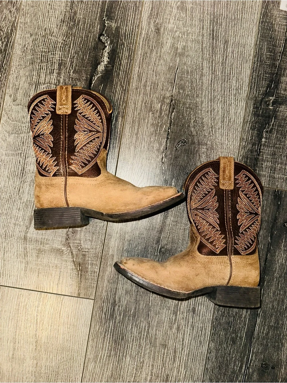 Ariat pre owned